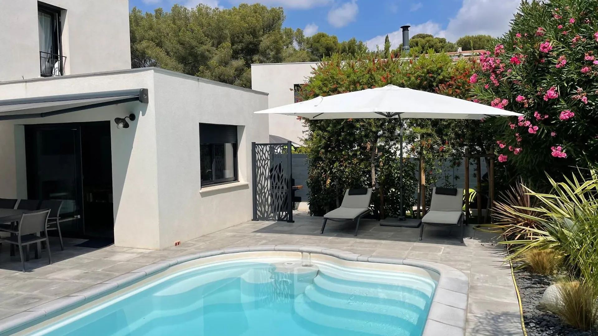 Villa Avec Piscine Pres Des Plages Carqueiranne